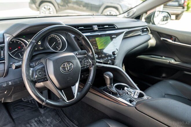 Toyota Camry-8