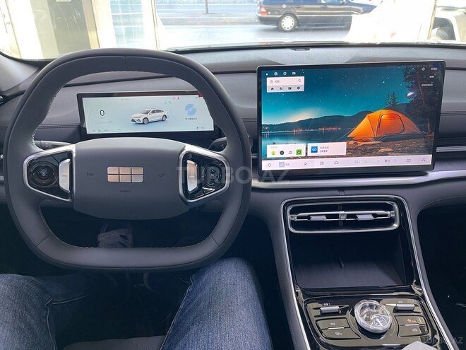 Geely Galaxy A7-12