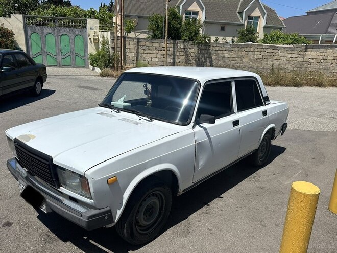 LADA (VAZ) 2107-4