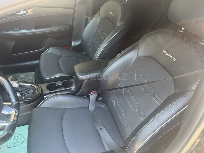 Kia Forte-5