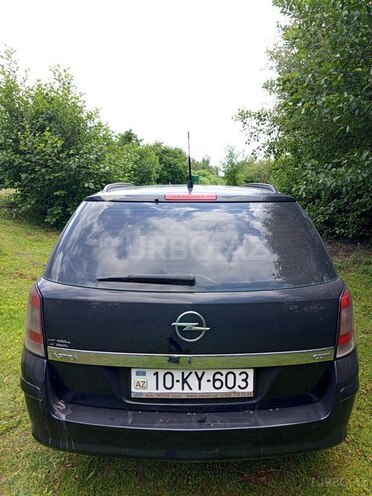 Opel Astra-2