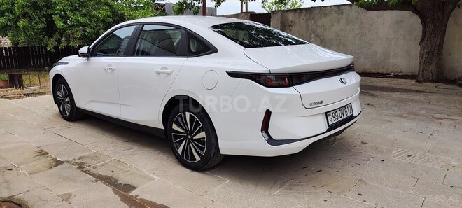 Changan Qiyuan A05-11