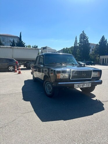 LADA (VAZ) 2107-2