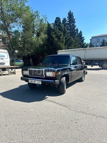 LADA (VAZ) 2107-1