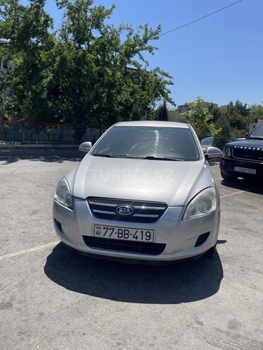 Kia Ceed-1