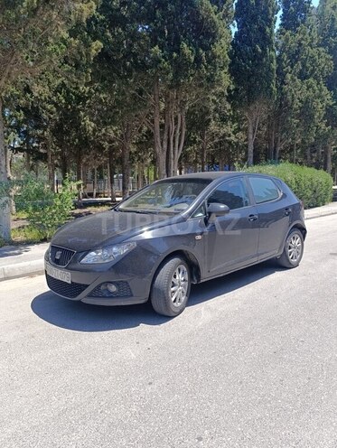 SEAT Ibiza-2