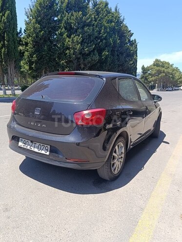 SEAT Ibiza-3