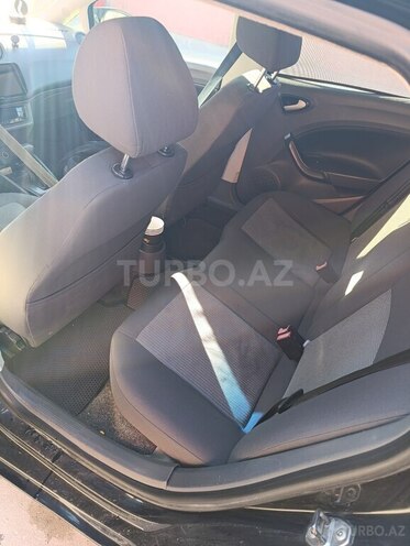 SEAT Ibiza-7