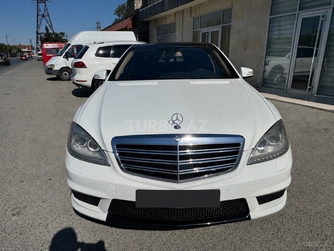 Mercedes S 63 AMG-1