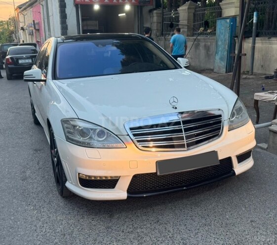 Mercedes S 63 AMG-3