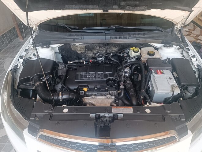 Chevrolet Cruze-4
