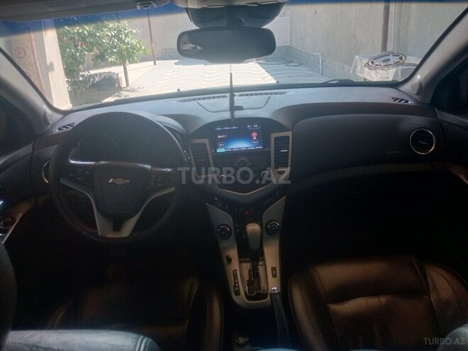Chevrolet Cruze-8