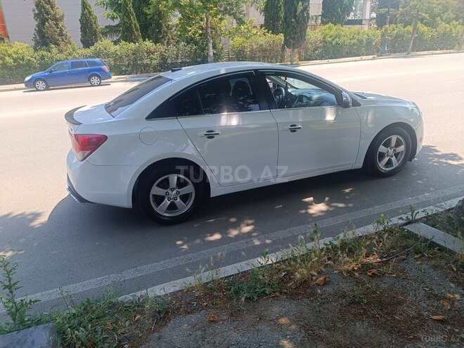 Chevrolet Cruze-18