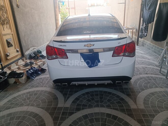 Chevrolet Cruze-14
