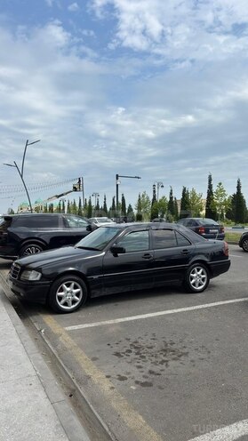 Mercedes C 220-9