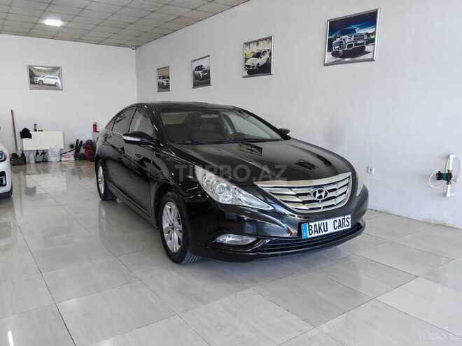 Hyundai Sonata-2