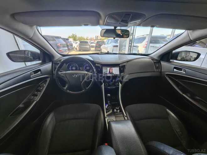 Hyundai Sonata-10