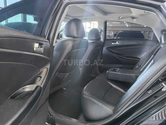 Hyundai Sonata-17