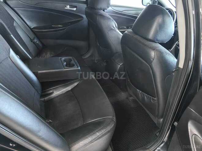 Hyundai Sonata-20