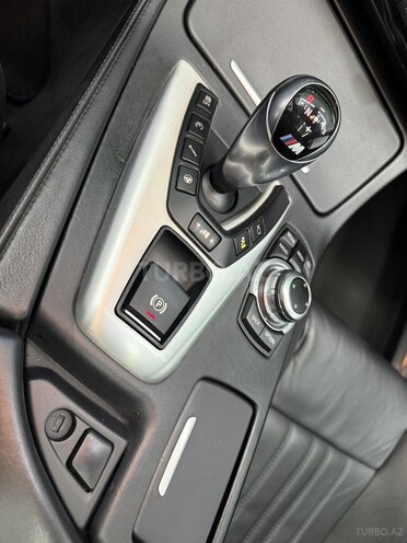 BMW M5-16