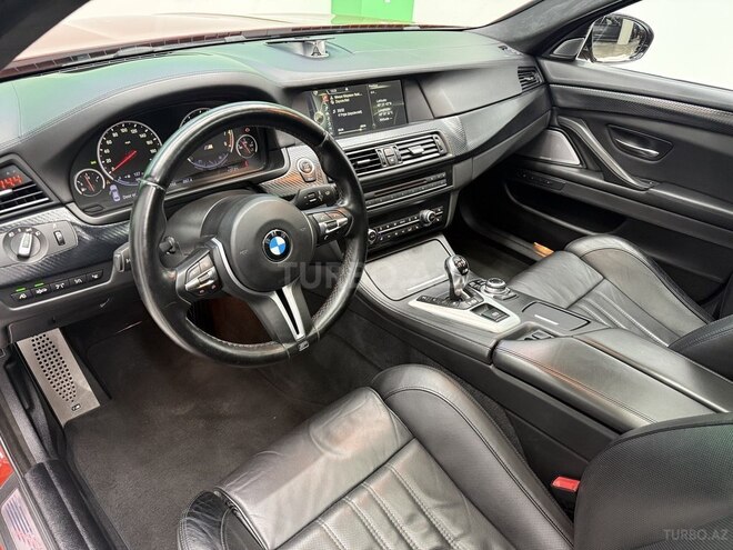 BMW M5-11