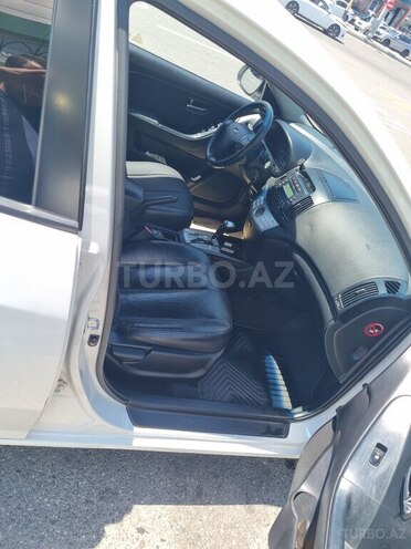 Hyundai Elantra-7
