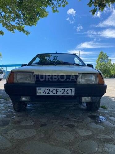 LADA (VAZ) 2108-1