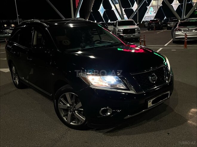 Nissan Pathfinder-11