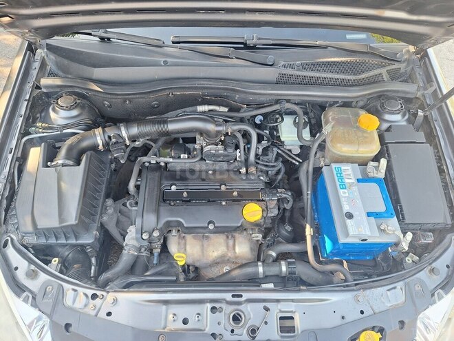 Opel Astra-11