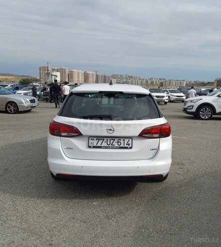 Opel Astra-2