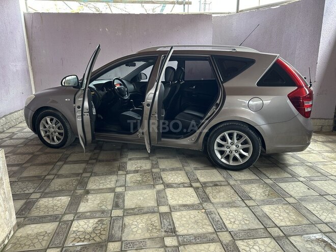 Kia Ceed SW-3