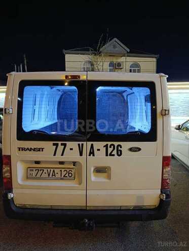 Ford Transit-2