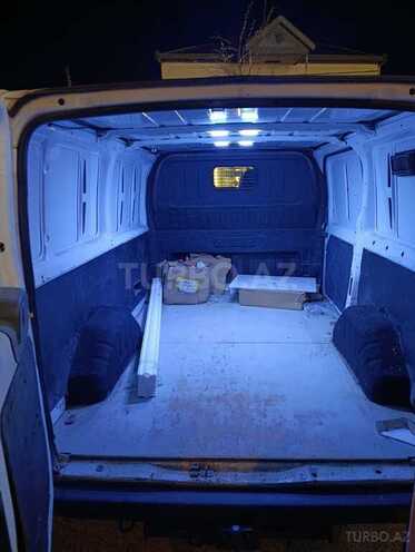 Ford Transit-5