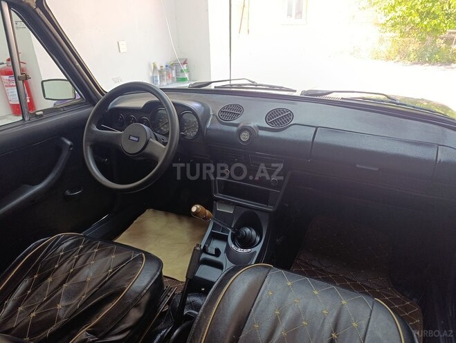 LADA (VAZ) 2106-7