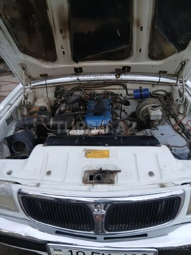 GAZ 3110 "Volga"-4