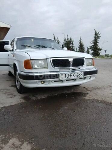 GAZ 3110 "Volga"-1