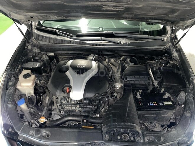 Hyundai Sonata-5