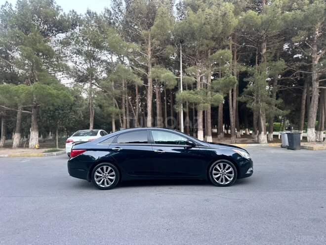 Hyundai Sonata-8