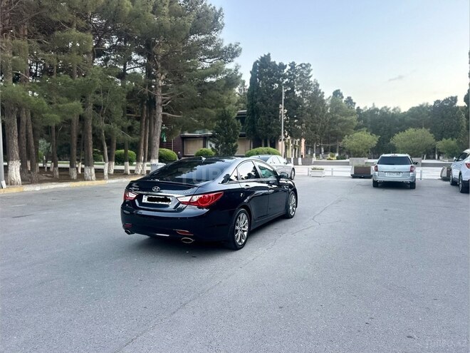 Hyundai Sonata-7