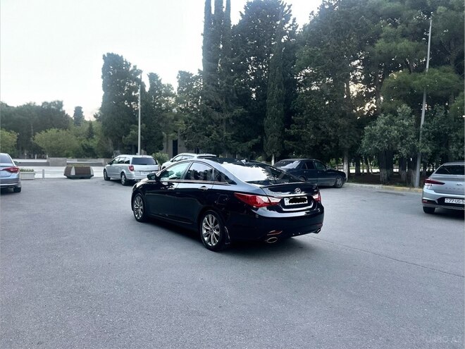 Hyundai Sonata-6