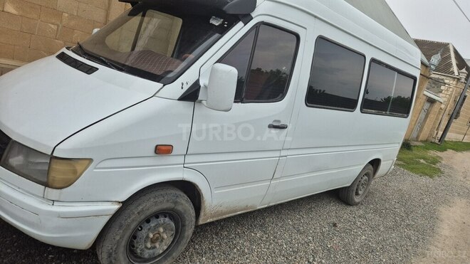 Mercedes Sprinter 208-2