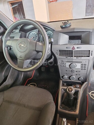Opel Astra-7