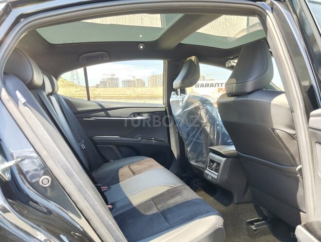 Toyota Camry-10