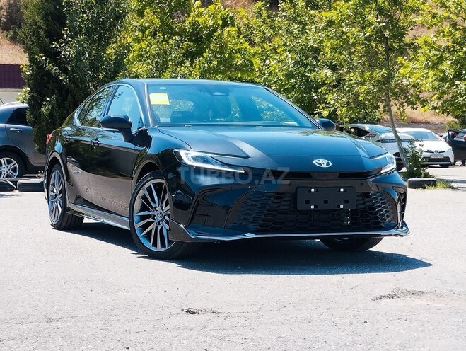 Toyota Camry-1