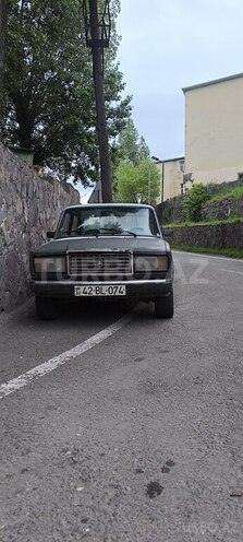 LADA (VAZ) 2107-1