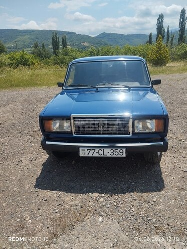 LADA (VAZ) 2107-1