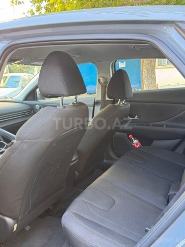 Hyundai Elantra-9
