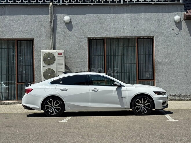 Chevrolet Malibu-5