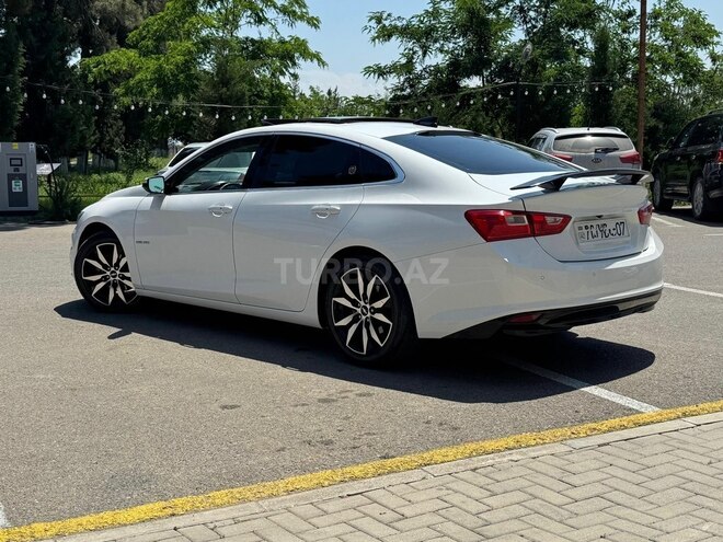 Chevrolet Malibu-8
