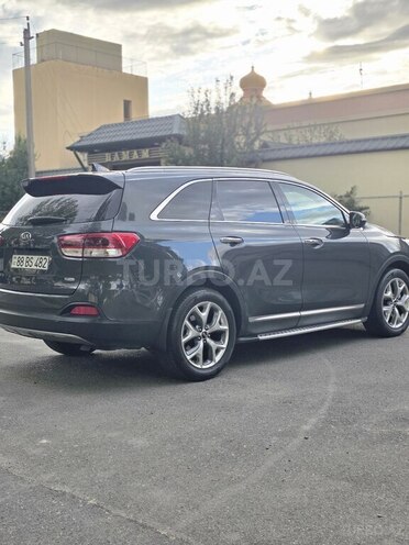 Kia Sorento-5